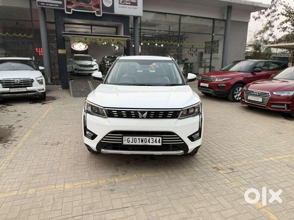 Mahindra Xuv300 W8 Option, 2024, Petrol