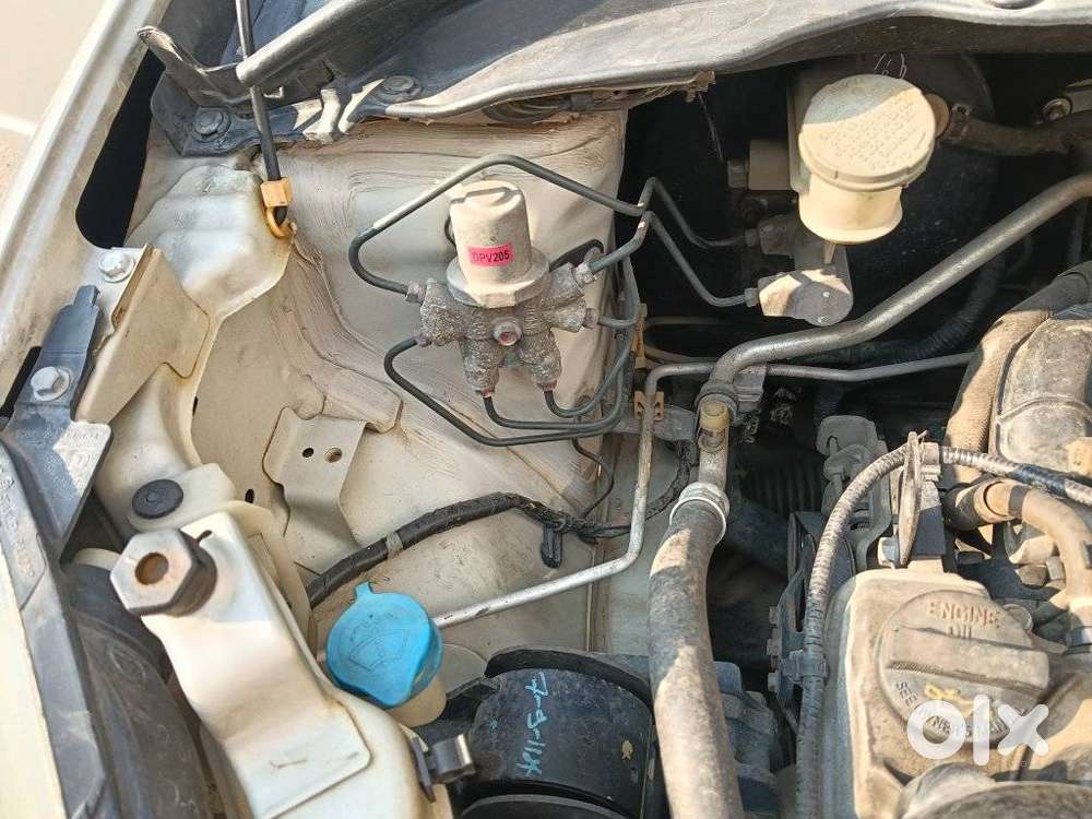 Maruti Suzuki Swift Dzire Vxi Optional, 2011, Petrol