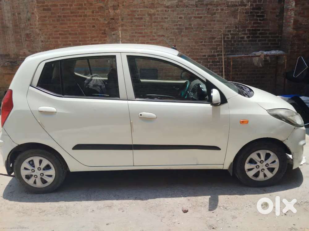 Hyundai I10 2011 Petrol Well Maintained