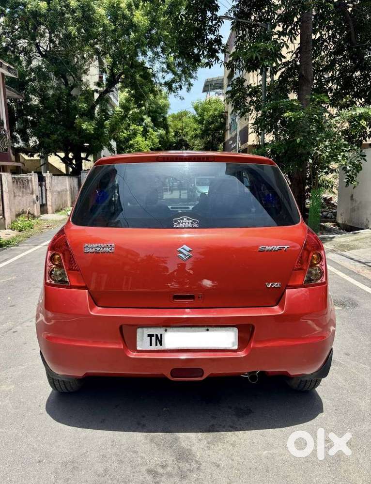 Maruti Suzuki Swift Vxi, 2011, Petrol