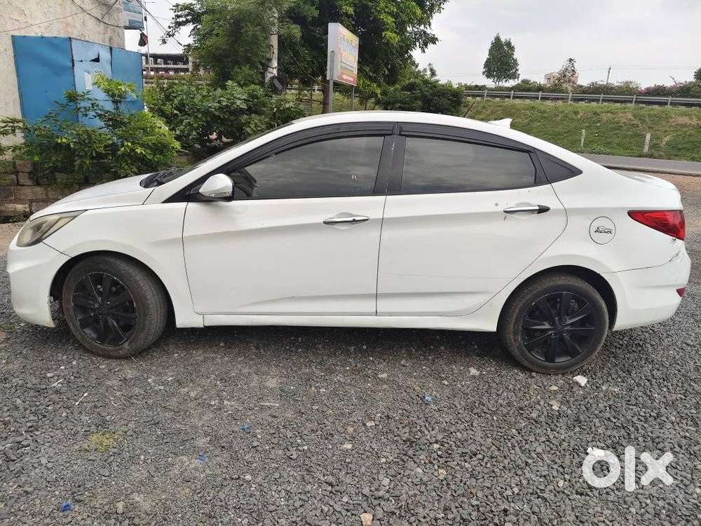 Hyundai Verna, 2013, Diesel