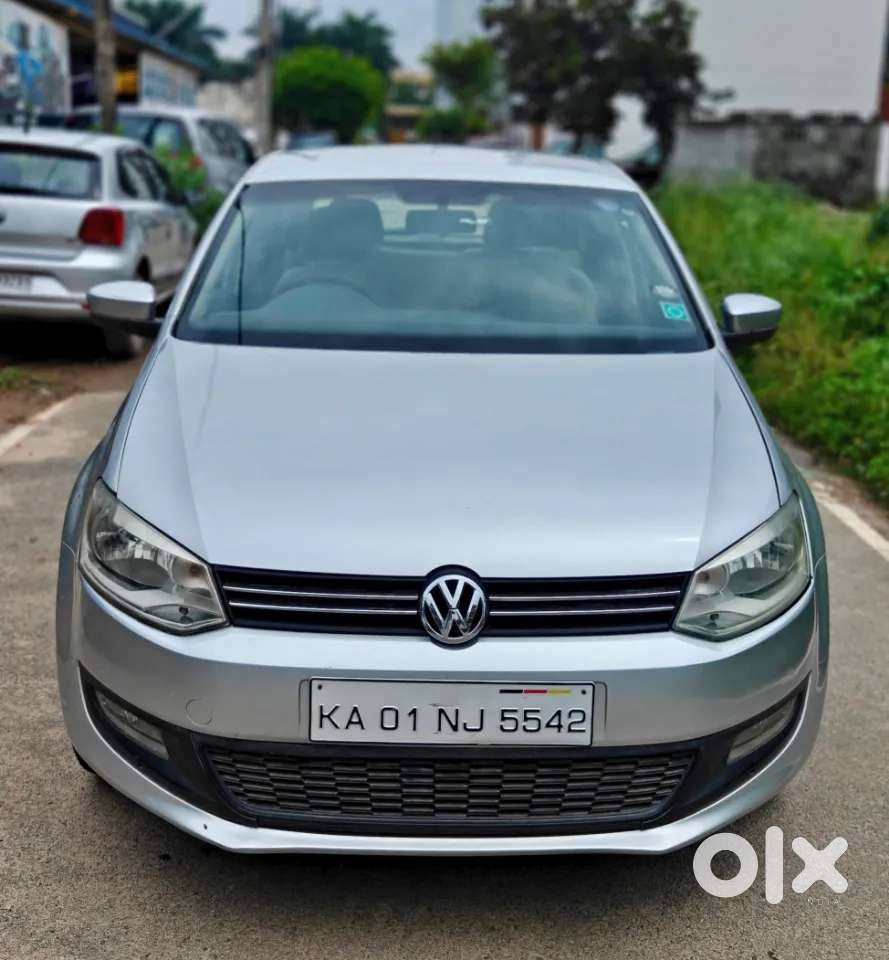 Volkswagen Polo Petrol Highline 1.2l, 2011, Petrol