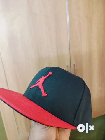 Nike store cap olx