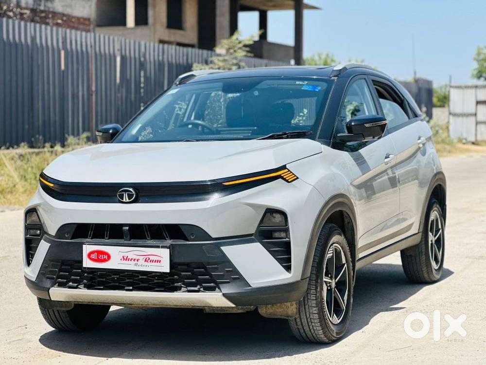 Tata Nexon Creative Plus 1.2 Revotron Petrol 7dca, 2025, Petrol