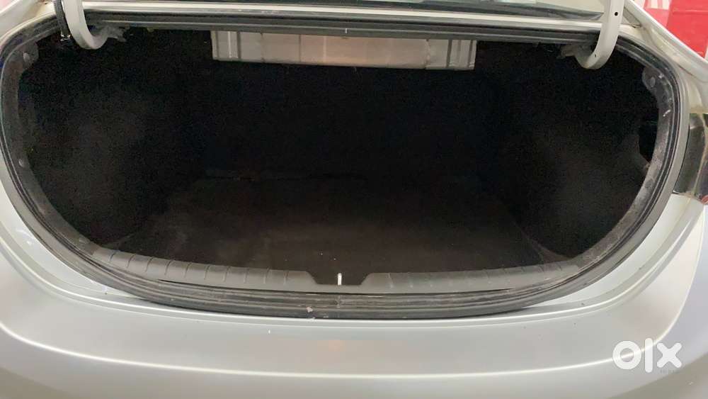 Hyundai Verna 1.6 Vtvt Sx, 2019, Petrol