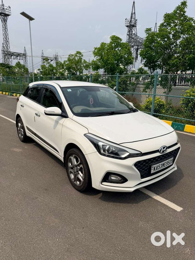Hyundai I20 Asta (o) 1.2 Mt, 2018, Petrol