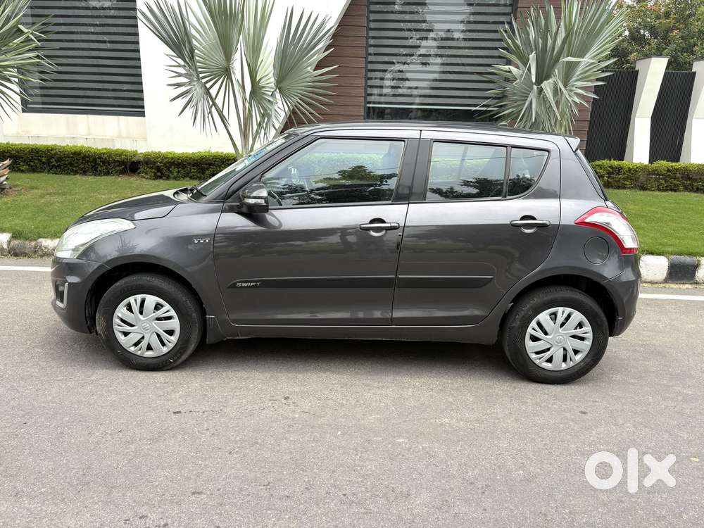 Maruti Suzuki Swift Vxi Optional, 2016, Petrol