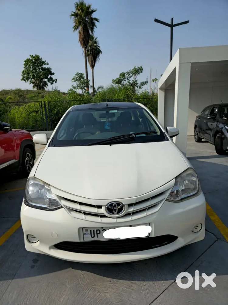 Toyota Etios 2013 Diesel 238000 Km Driven