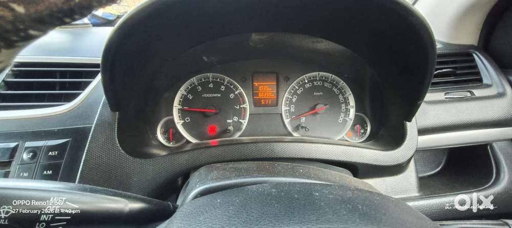 Maruti Suzuki Swift Vxi Optional, 2015, Petrol