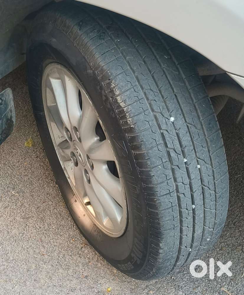 Toyota Innova 2.5 Vx (diesel) 8 Seater Bs Iv, 2013, Diesel