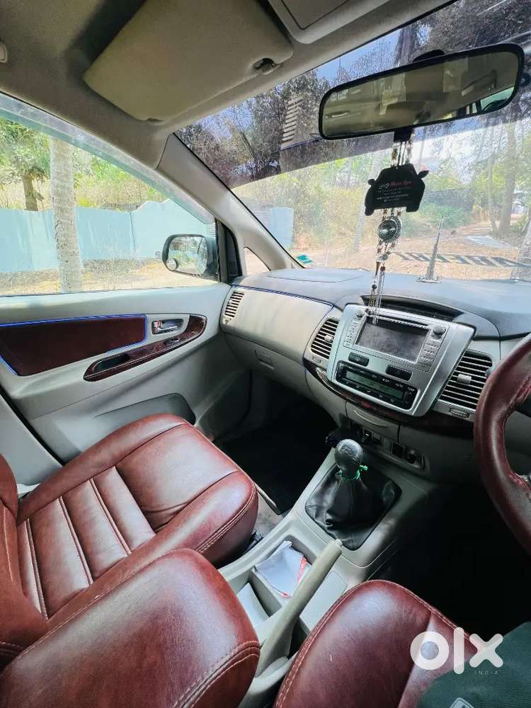 Toyota Innova 2013 Diesel Well Maintained