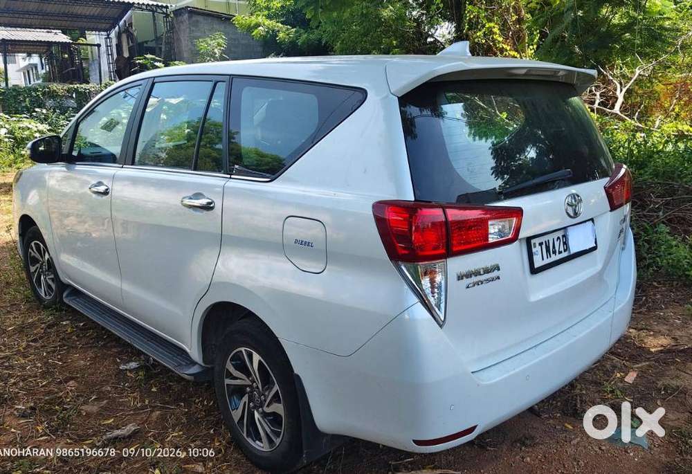 Toyota Innova Crysta 2.4 V 7 Str, 2025, Diesel