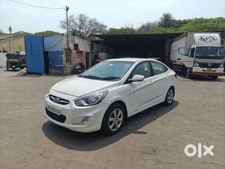 Hyundai Fluidic Verna