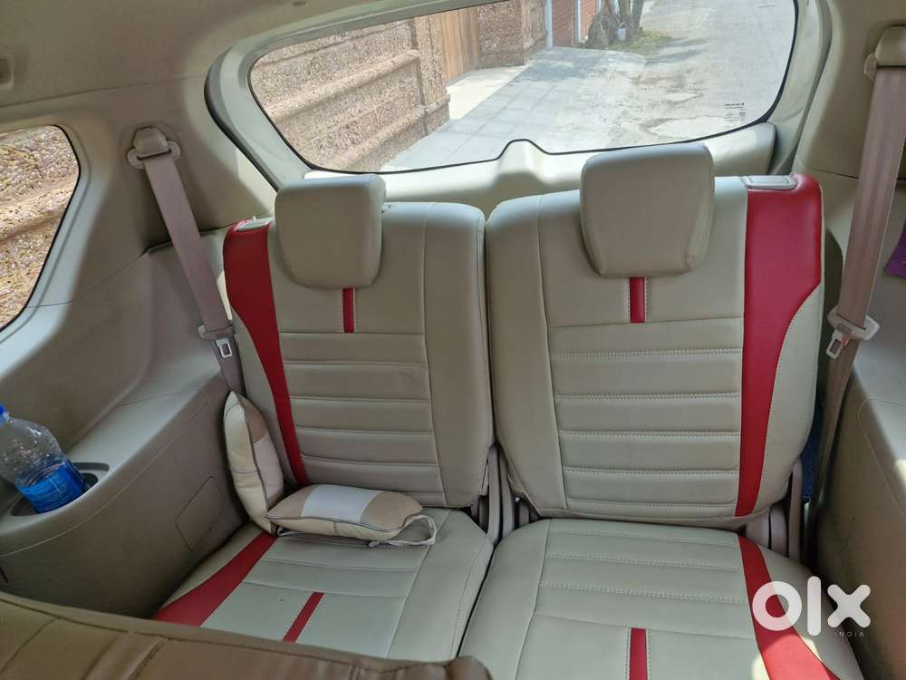 Maruti Suzuki Ertiga Vxi At Petrol, 2019, Petrol