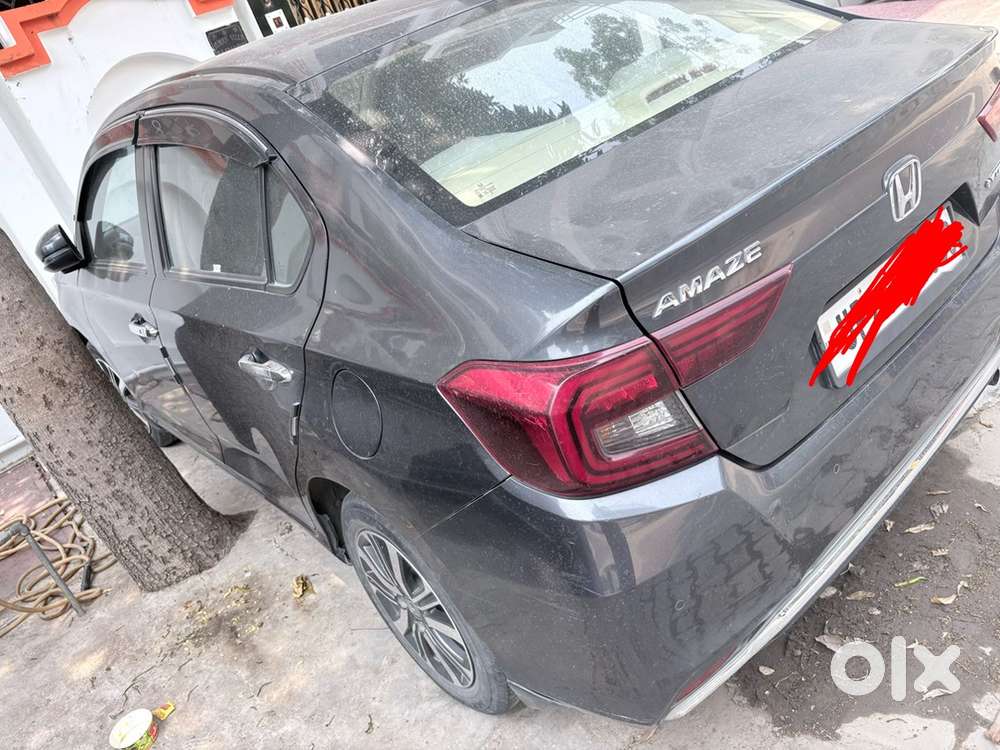 Honda Amaze 2023 Petrol Manual 46869 Km Driven