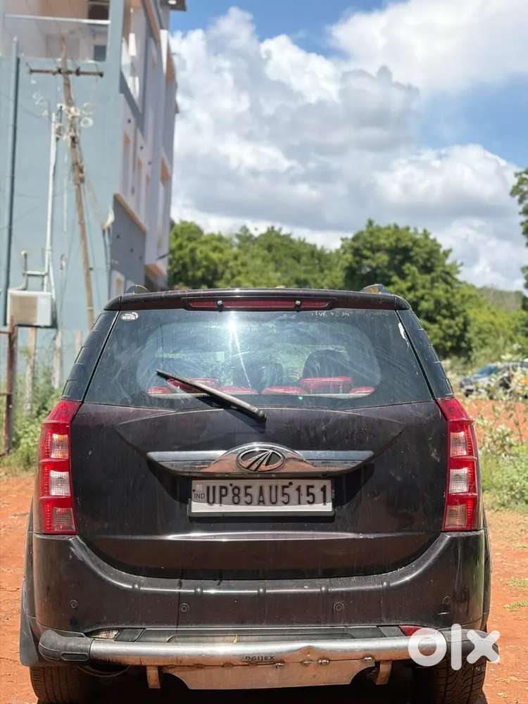 Mahindra Xuv500 2.2 W10 2015 Diesel Car