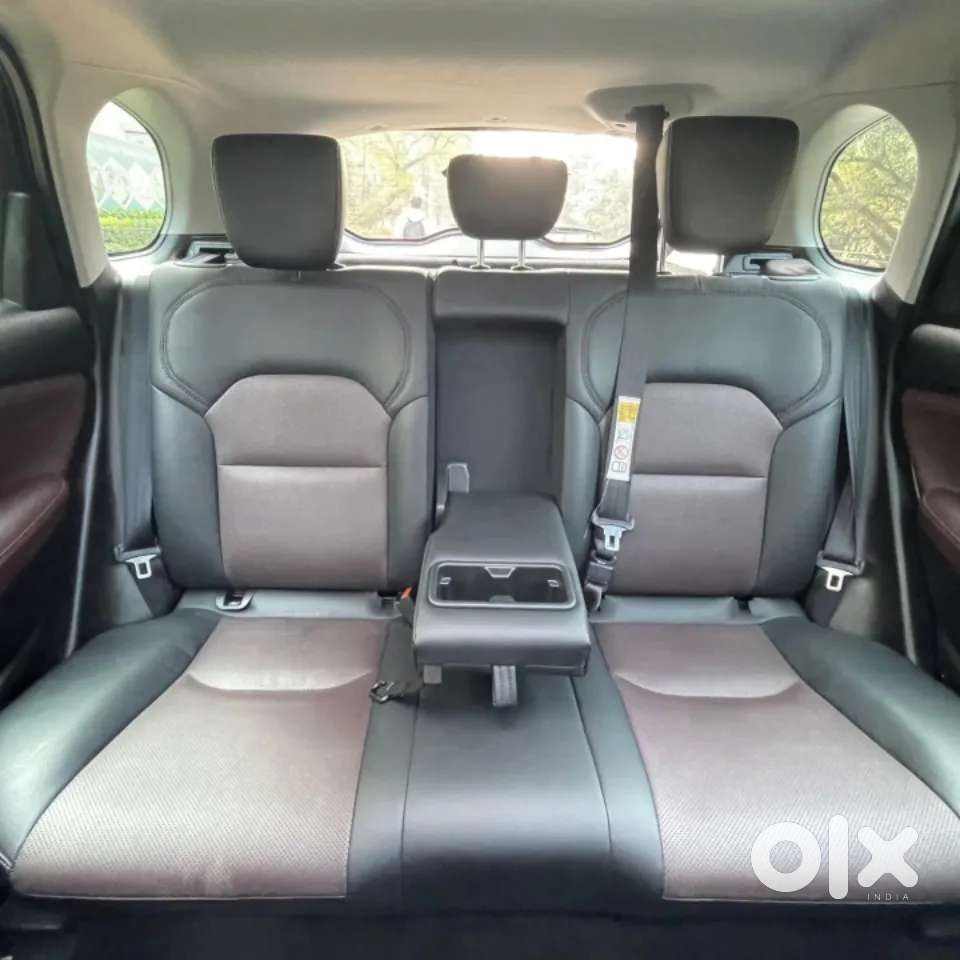 Maruti Suzuki Grand Vitara 1.5 Alpha Smart Hybrid At, 2022, Petrol