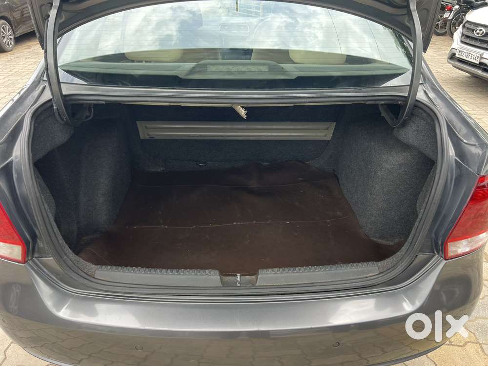 Volkswagen Vento Petrol Highline, 2013, Petrol