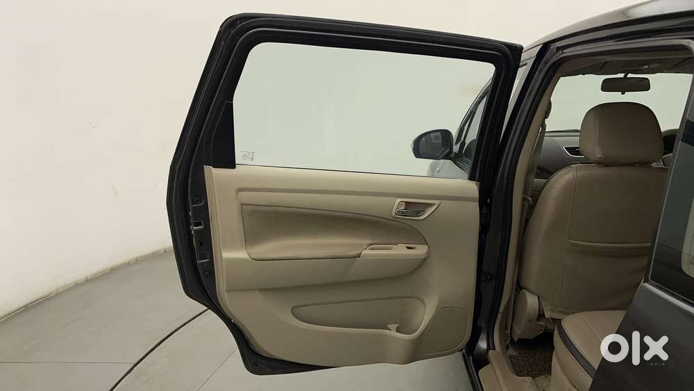 Maruti Suzuki Ertiga Vxi At, 2016, Petrol