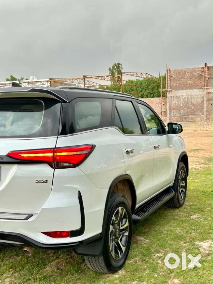 Toyota Fortuner Legender, 2025, Diesel