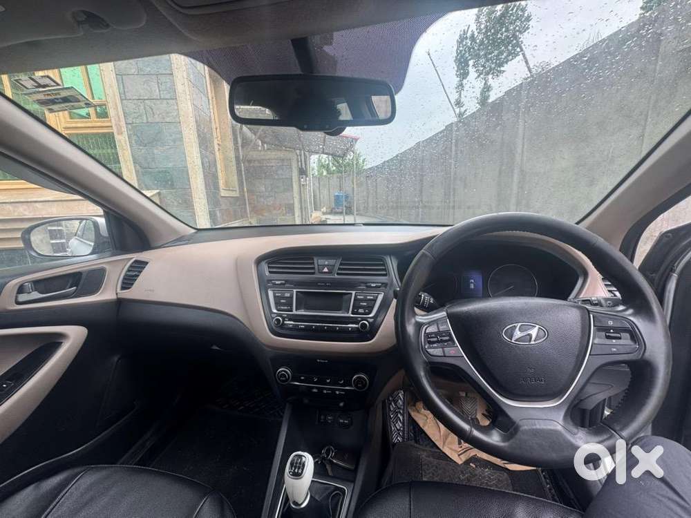 Hyundai I20 December 2016 Petrol 85000 Km Driven