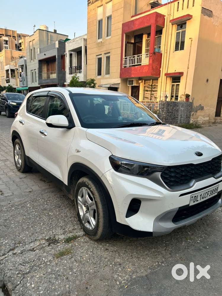 Kia Sonet Petrol 2021