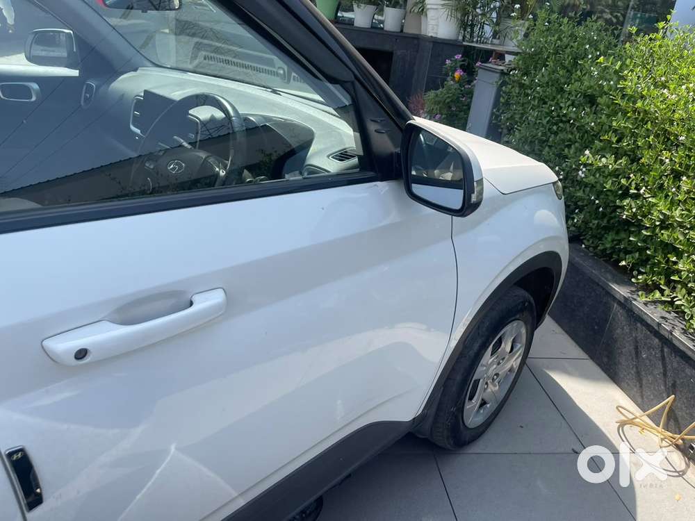 Hyundai Venue Petrol 2022 Model