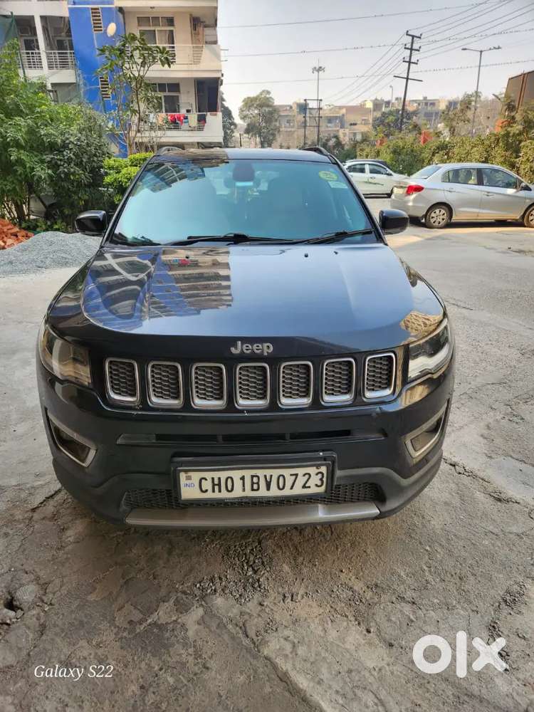 Jeep Compass 2019 Petrol 80000 Km Driver