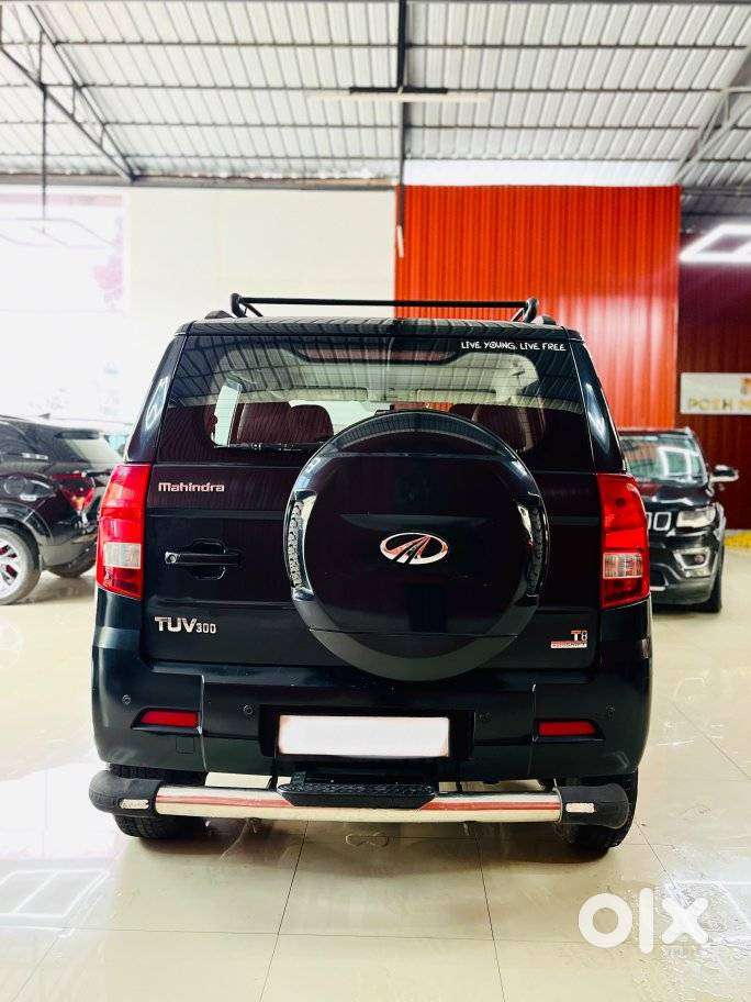Mahindra Tuv 300 T8 Amt, 2016, Diesel