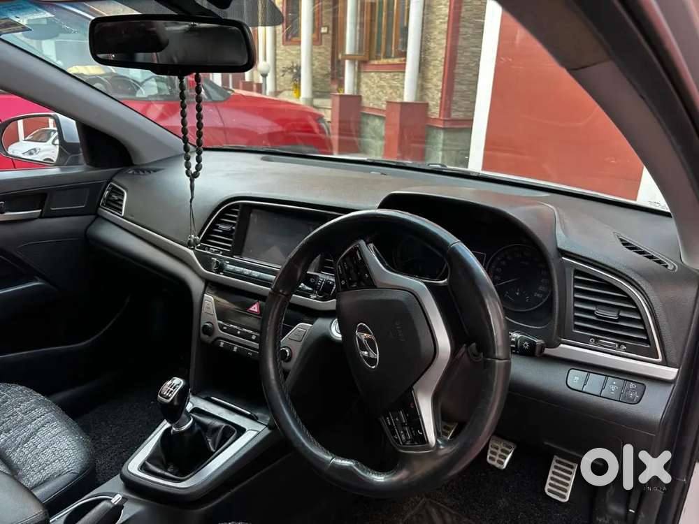 Hyundai Elantra Diesel Sx 2017