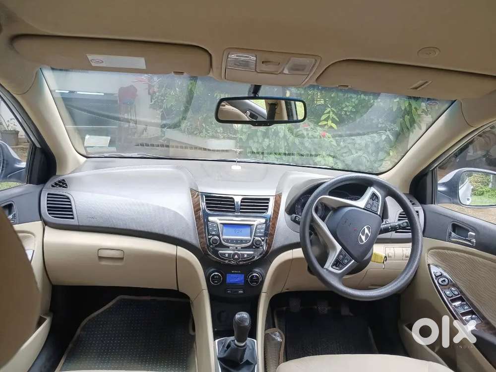 Hyundai Fluidic Verna 2012