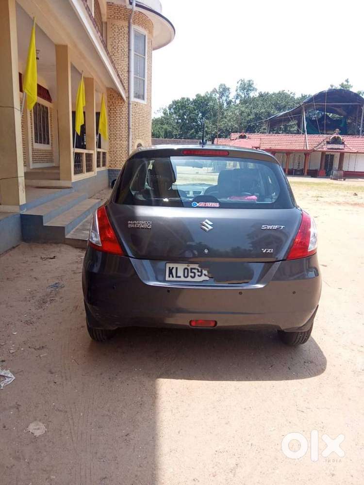 Maruti Suzuki Swift Vxi, 2015, Petrol