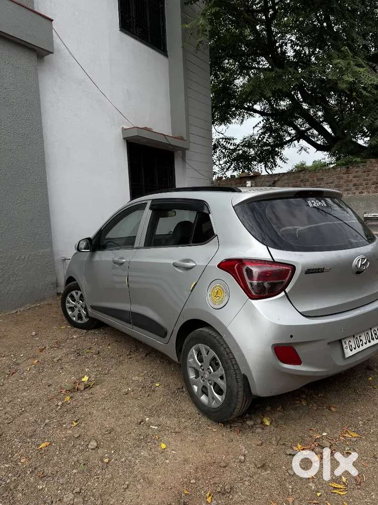 Hyundai Grand I10 Sportz डीज़ल 2016
