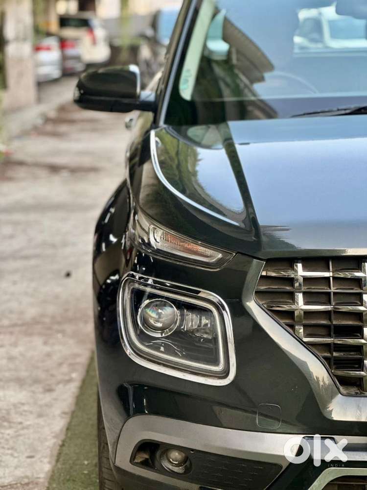 Hyundai Venue Sx+ At, 2021, Petrol