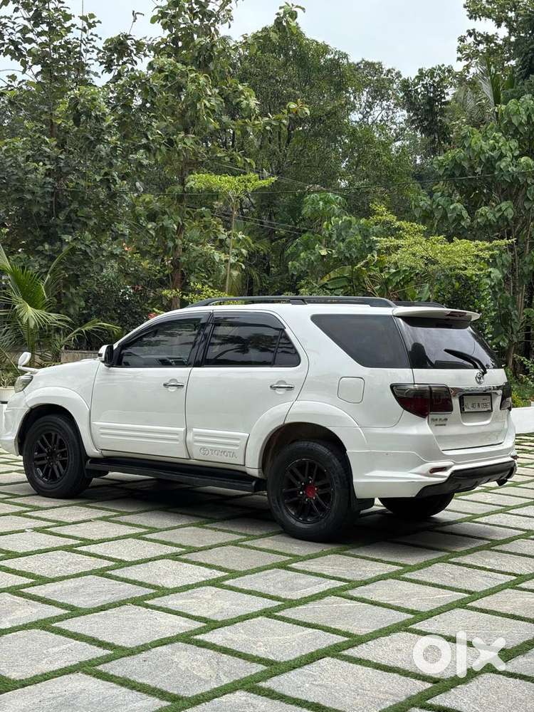 Toyota Fortuner 3.0 4x2 Automatic, 2013, Diesel