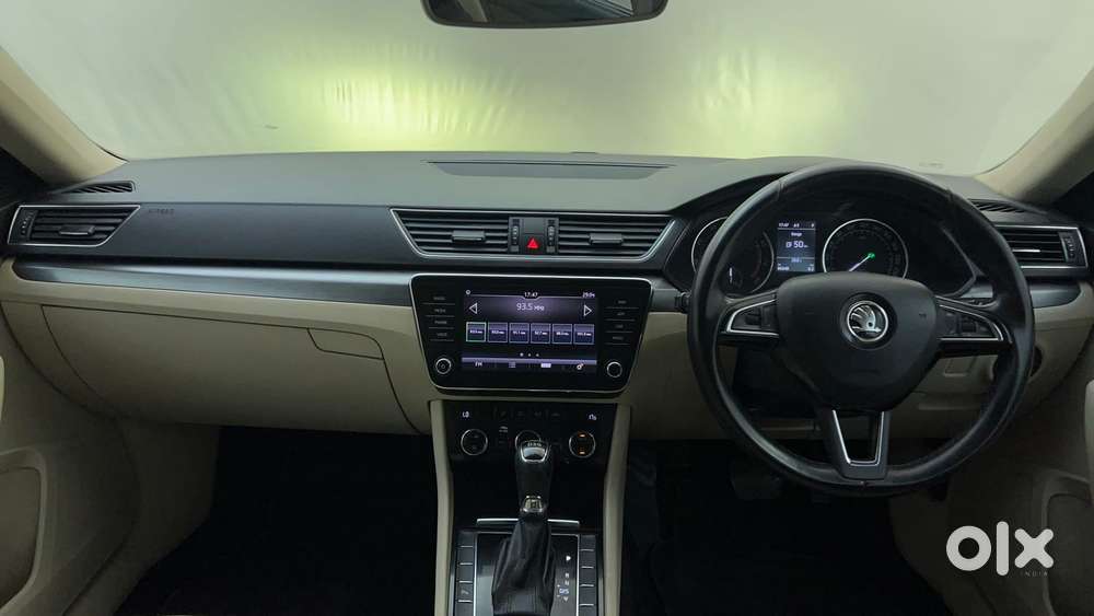 Skoda Superb [ ] 1.8 Style Tsi At, 2018, Petrol