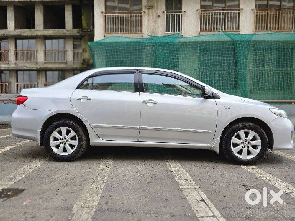Toyota Corolla Altis G Hv At, 2012, Petrol