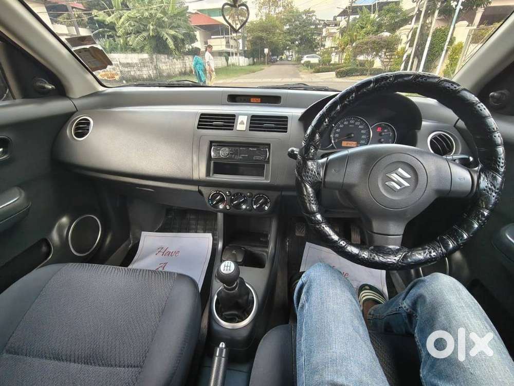 Maruti Suzuki Swift 1.2 Vxi (o), 2010, Petrol