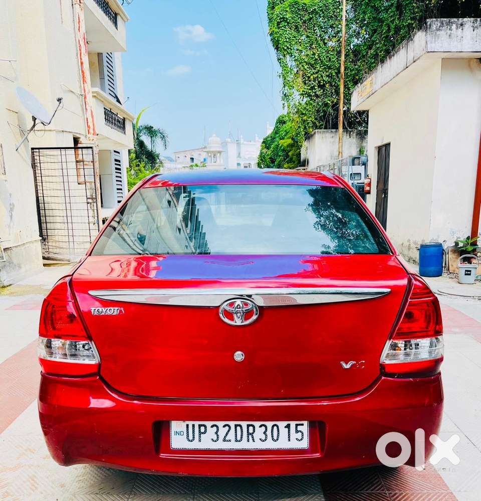 Toyota Etios Cross 1.2l G, 2011, Petrol