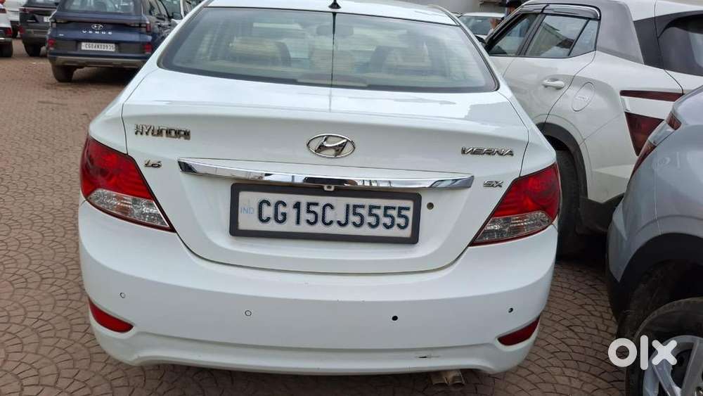 Hyundai Fluidic Verna 2011 Petrol Well Maintained