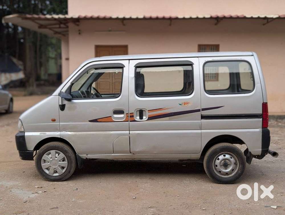 Maruti Suzuki Eeco 5 Seater Ac, 2017, Petrol