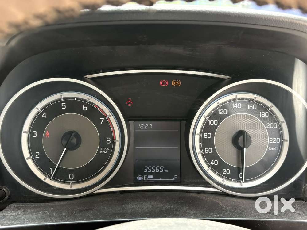 Maruti Suzuki Dzire 1.2 Vxi, 2022, Petrol