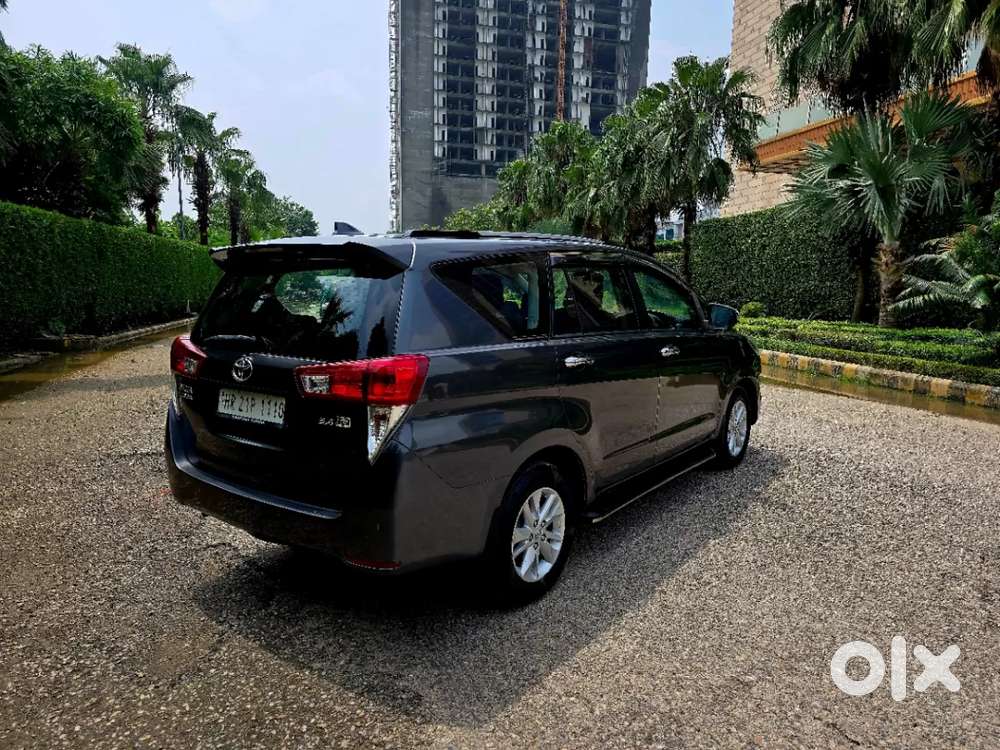 Toyota Innova Crysta 2.4 G Mt 7 Str, 2020, Diesel