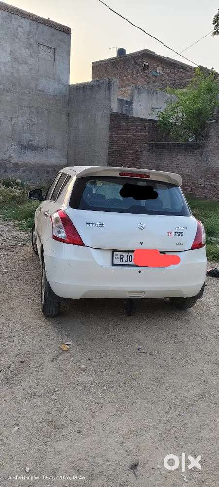 Maruti Suzuki Swift 2015 Lpg Well Maintained