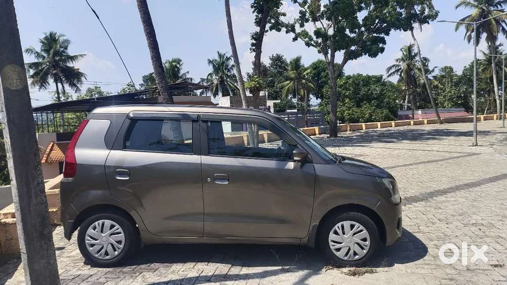 A Well-maintained Wagonr For Urgent Sale.
