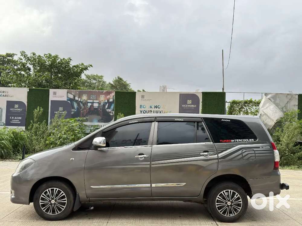Toyota Innova 2.5g Diesel 2010/2030