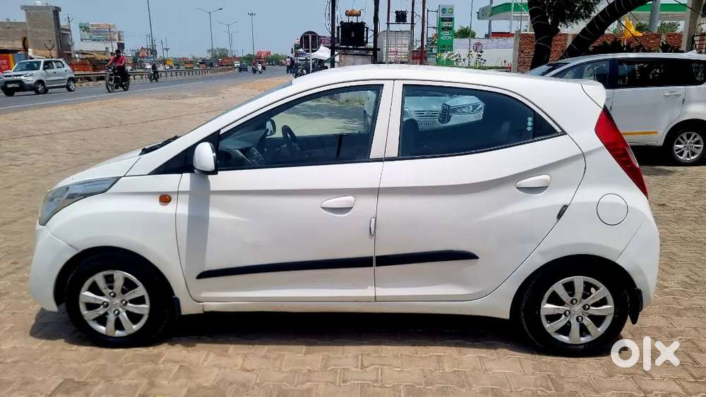 Hyundai Eon 2012 Dec Sport Cng & Hybrids Well Maintained