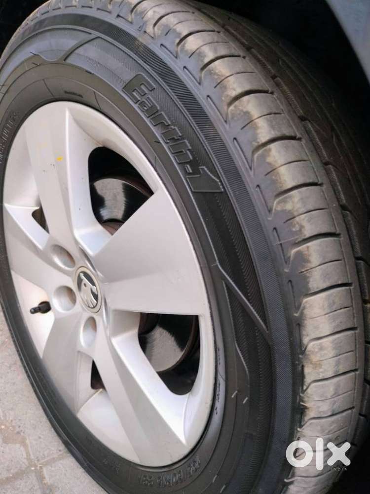 Skoda Rapid 1.5 Tdi Style/1.5 At Style, 2017, Diesel