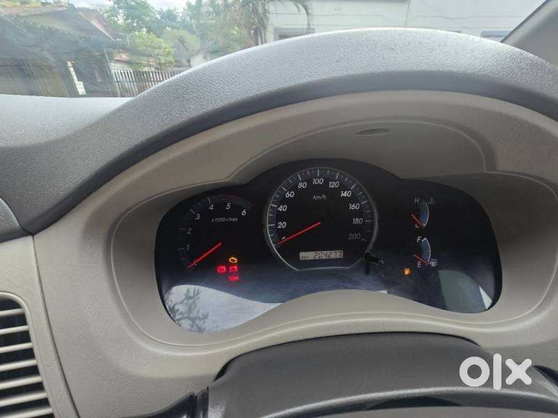 Toyota Innova 2.5 Vx (diesel) 7 Seater Bs Iv, 2013, Diesel