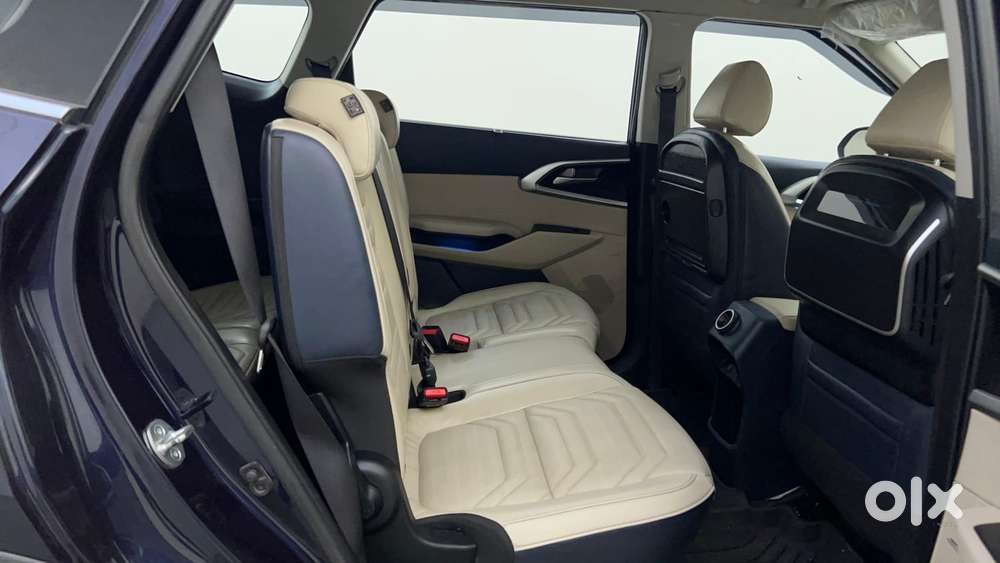 Kia Carens 1.5 Luxury Plus Diesel At 7 Str, 2023, Diesel